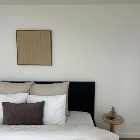 3 Private Rooms, Cozy 15 Min Downtown