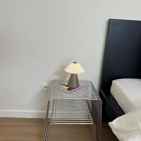 3 Private Rooms, Cozy 15 Min Downtown *