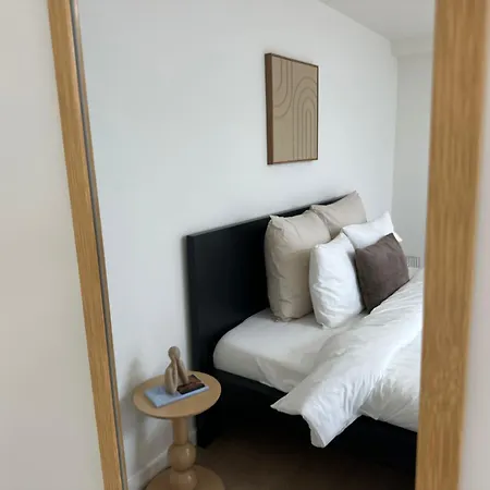 3 Private Rooms, Cozy 15 Min Downtown Appartement Gand