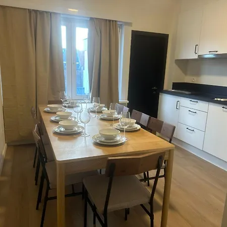 Appartement 3 Private Rooms, Cozy 15 Min Downtown *
